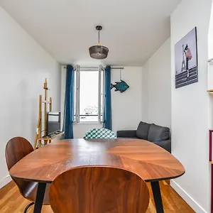 Appartement Luxe Quai De Jemmapes Gare De L Est, Paris